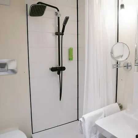 Zwoelf Apostel 3* Altötting