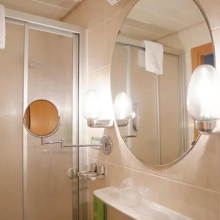 Zwoelf Apostel Altötting