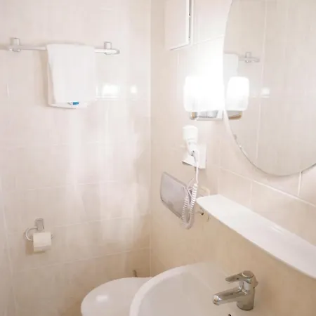 Zwoelf Apostel Hotel 3*