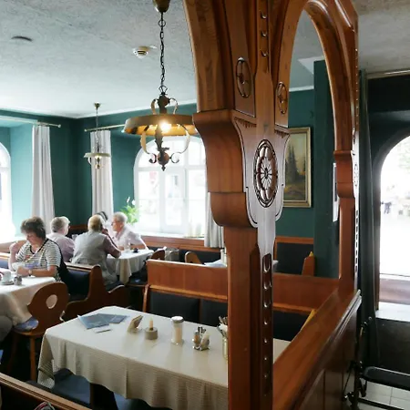 Zwoelf Apostel Hotel Altötting